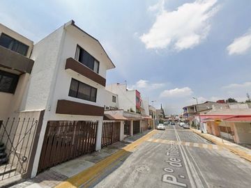 VENTA DE CASA CON 4 RECAMARAS, PASEO DE TULLERÍAS, LOMAS VERDES 3RA SECCIÓN, NAUCALPAN DE JUÁREZ, ESTADO DE MÉXICO, MÉXICO