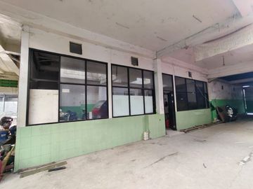 Gudang Strategis Akses Kontainer di Mainroad Cibaduyut Bandung