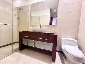 Apartamento con terraza en arriendo en El Refugio