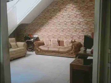 RUMAH  DI JL KEMUNING BRUMBUNGAN SEMARANG TENGAH