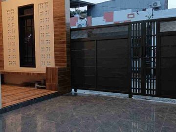 rumah minimalis bangunan baru tengah kota Serang