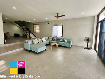 MODERN OVERLOOKING HOUSE FOR SALE IN CONSOLACION CEBU