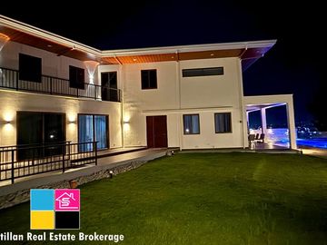 MODERN OVERLOOKING HOUSE FOR SALE IN CONSOLACION CEBU