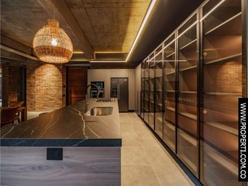 Apartamento en  Venta El Tesoro Medellin