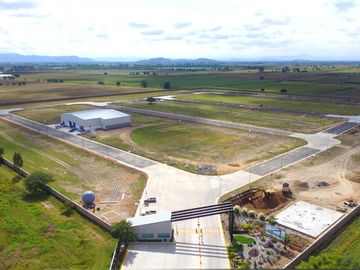 TERRENO INDUSTRIAL EN VENTA EN PARQUE INDUSTRIAL NOVOTECH CERCA DEL AEROPUERTO