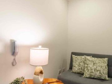 se vende apartaestudio en la avenida centenario