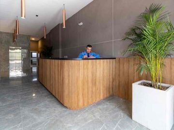 se vende apartaestudio en la avenida centenario