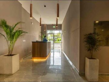 se vende apartaestudio en la avenida centenario
