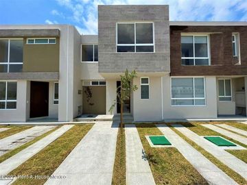 VENTA CASA ZAKIA NUEVA, 3 RECAMARAS, 3 BAÑOS