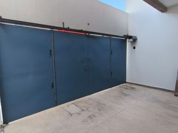 ¡RESIDENCIA EN VENTA EN VILLAMAGNA!