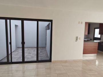 ¡RESIDENCIA EN VENTA EN VILLAMAGNA!