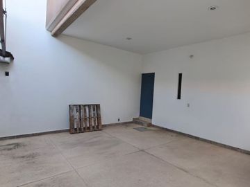 ¡RESIDENCIA EN VENTA EN VILLAMAGNA!