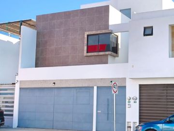 ¡RESIDENCIA EN VENTA EN VILLAMAGNA!