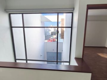 ¡RESIDENCIA EN VENTA EN VILLAMAGNA!