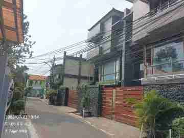 Rumah Dgn Private Lift Modern 3 Lt Pejaten Barat Pasar Minggu Jakarta Selatan