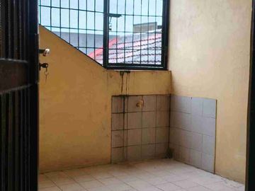 rumah tingkat di taman harapan baru bekasi