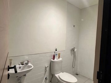 Dijual Rumah di Cendana Cove Central Lippo Village