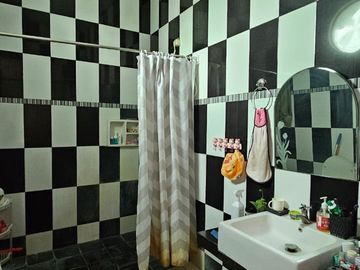 Dijual Rumah 2 Lantai di Jalan Utama Kalijudan Ploso XIS