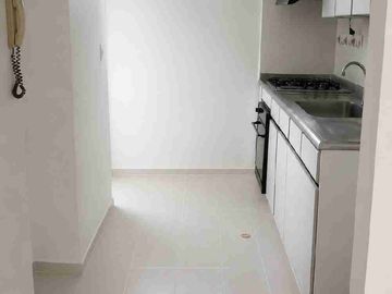 Arriendo apartamento centro parque bolivar