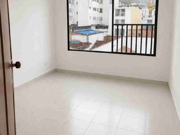 Arriendo apartamento centro parque bolivar