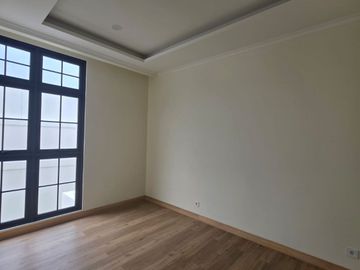 Rumah Mewah Harga Terjangkau Dijual Di Cluster Louise, Gading Serpong