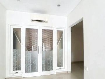 BAGUS POL RUMAH PREMIUM RAWAMANGUN — 5 MENIT KE KELAPA GADING, DEKAT LRT!