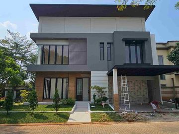 dijual brandnew house di foresta bsd posisi hoek premiu,jarang ada