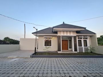 Rumah Murah di Cluster Dekat Stasiun Brambanan, Prambanan