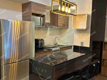 DEPARTAMENTO AMUEBLADO EN RENTA CITY ESMERALDA