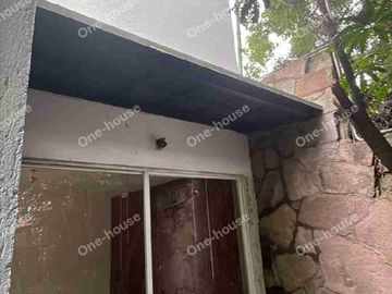 RENTA DE CASA EN LAS ARBOLEDAS