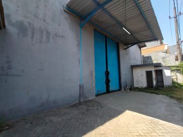 Gudang Siap Pakai di Kyai Tambak Deres, Akses Mudah ke Kenjeran