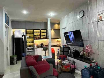 Rumah 2 Lantai Full Furnished, Sudah Renovasi, Lokasi Strategis & Elite di Cluster Atlanta Village, Gading Serpong, tangerang, banten