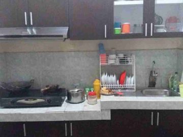 dijual rumah 2 lantai di Jambangan Surabaya selatan