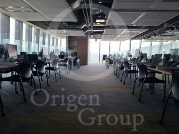 Subarrendamiento de oficinas amuebladas en Corporativo Parque Toreo