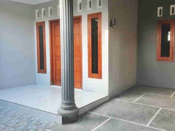 Rumah Cantik Baru Siap Huni dekat Solo Pagar Canopi
