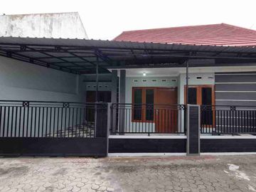 Rumah Cantik Siap Huni di Kampung Ambarukmo - Ls