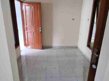 Rumah Cantik Siap Huni di Kampung Ambarukmo - Ls