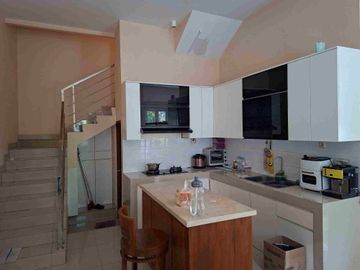 Dijual Rumah Citra Garden 2 ex, 12x12, 144 m2, 2 lt, 3+1 kt, 3+1 km, shm, hdp taman