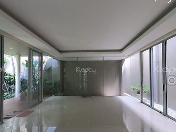 Jual Rumah Mewah Baru di Grand Peninsula Park Dharmahusada Surabaya Timur