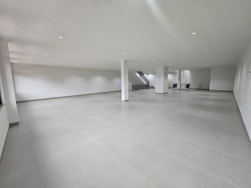 Disewa Rukan PIK2 Gandeng 2unit Rukan Marina Beijing uk 12x20m2 Tanggerang
