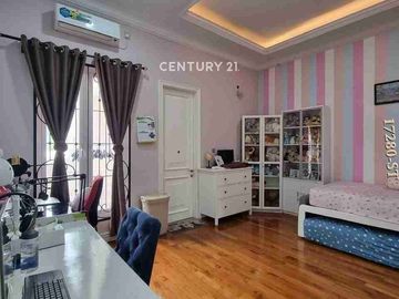 Dijual rumah siap huni & strategis di Pesanggrahan jakarta selatan