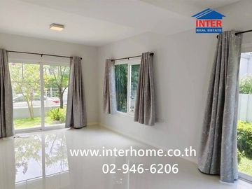 Two-story detached house, 50.4 sq.wah, Villaggio Bangna Village, Soi ABAC, Bangna-Trat Road, Rattanakosin 200 Years Road, Bang Bo, Samut Prakan.