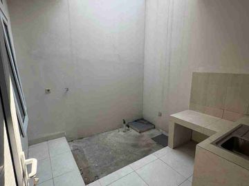 rumah Baru siap huni di Kalimulya depok dekat RS Citra medika