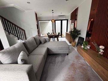 dijual rumah eksklusif siap huni furnished di Summarecon bandung