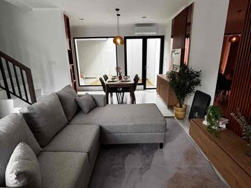 dijual rumah eksklusif siap huni furnished di Summarecon bandung