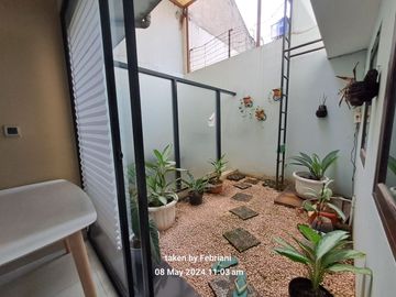 TURUN HARGA Dijual Cepat Rumah Siap Huni Setraduta Cemara