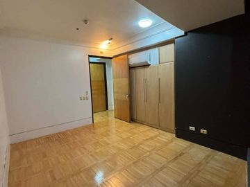 For Lease: 2 Bedroom, 110 sqm, One McKinley Place, BGC for Php 100,000!