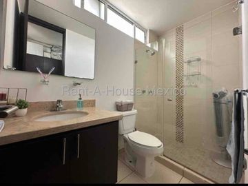 VENTA | Casa en el Mirador, Querétaro | 3 recámaras| zona de alto desarrollo | plazas comerciales cerca.