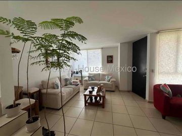 VENTA | Casa en el Mirador, Querétaro | 3 recámaras| zona de alto desarrollo | plazas comerciales cerca.
