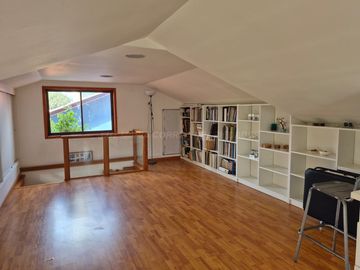 Exclusiva Parcela con 3 Casas, Piscina y Amplias Áreas Verdes en La Cruz – 5.060 m² de Terreno